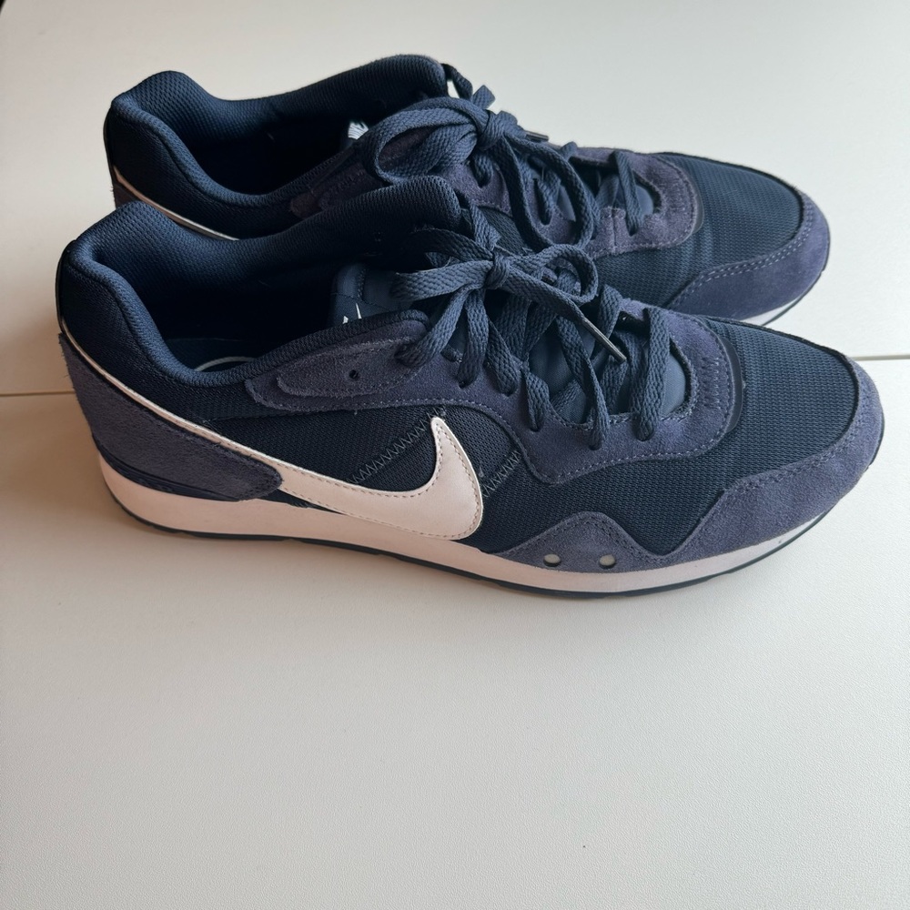 Nike Navy Venture Runner Men’s Shoes Size 11